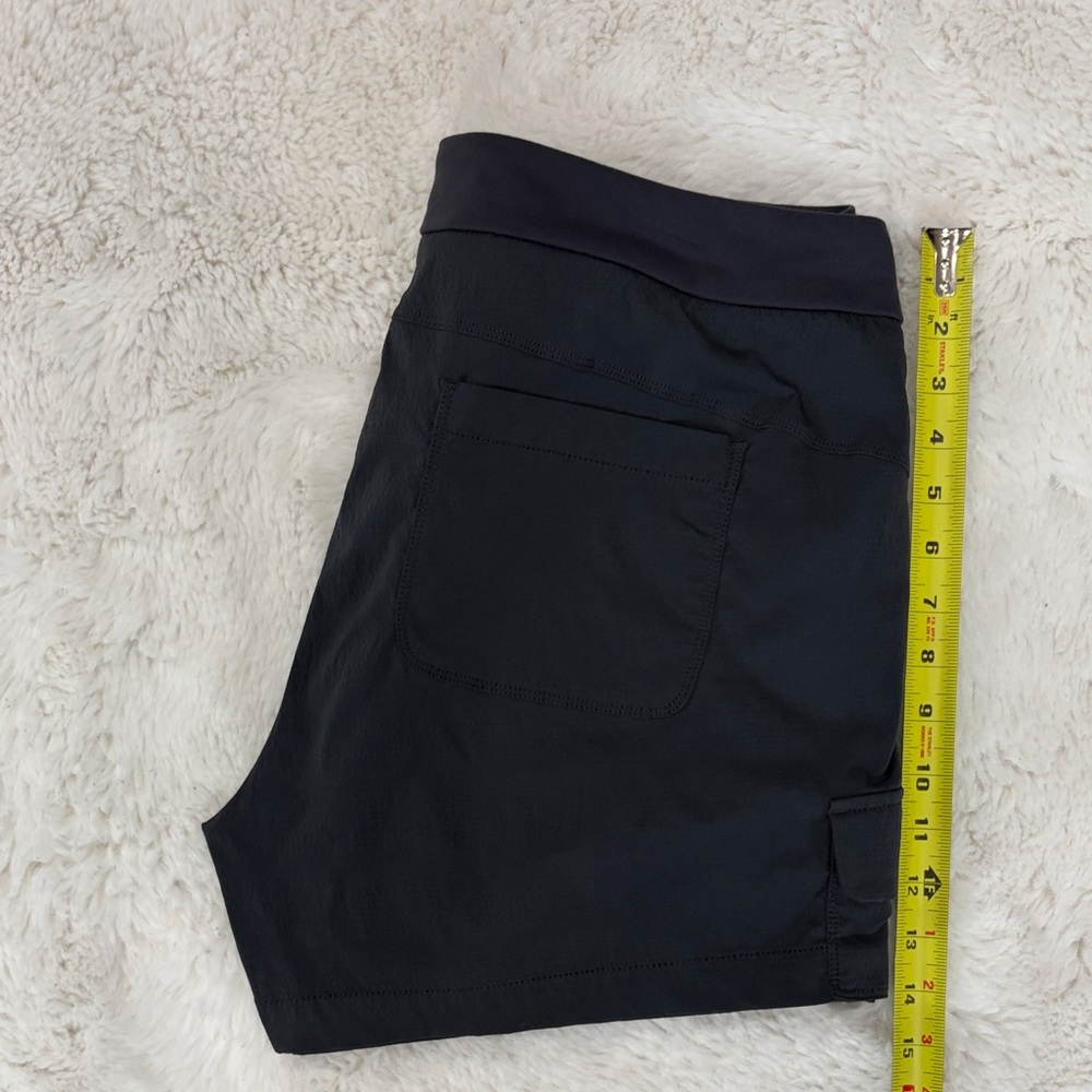 Athleta Women's Cargo Shorts,Size 14 - Picture 14 of 17